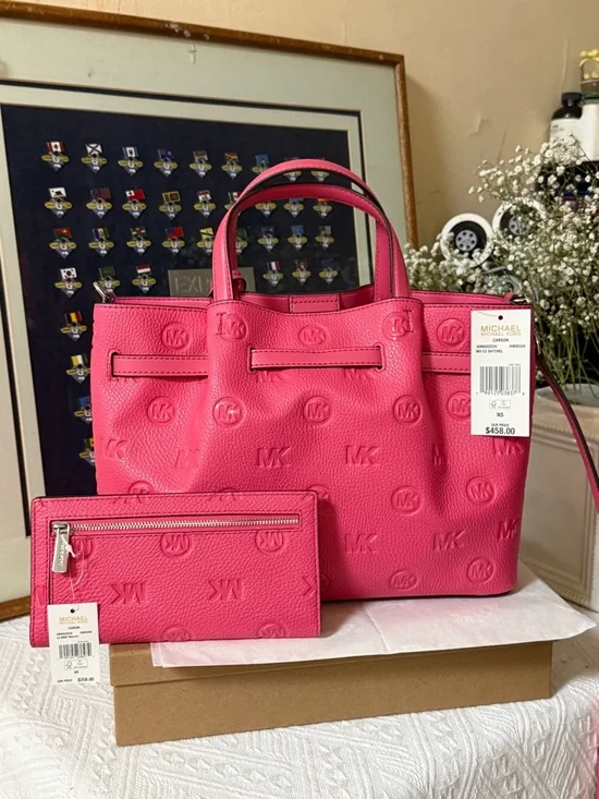 Michael Kors Hot Pink Embossed Leather Tote with Matching Wallet - Picture 6 of 12